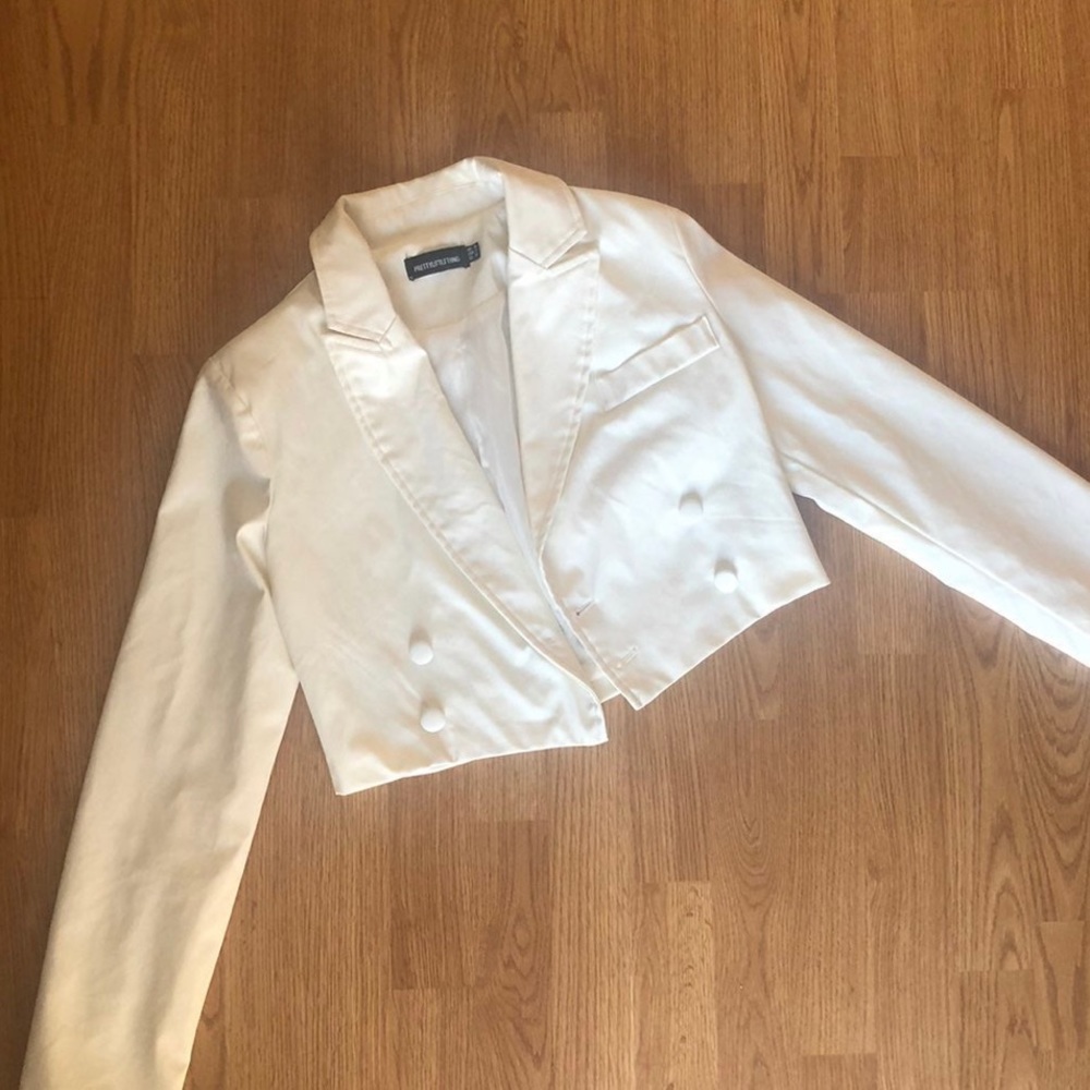 pretty little thing cream cropped blazer